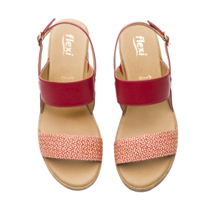 Sandalia De Plataforma Flexi para Mujer Estilo 113325 Carmin