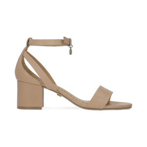 Sandalia con herraje en piel color nude Quirelli estilo 300302