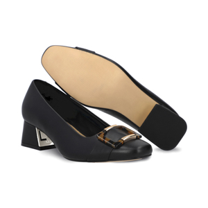 Tacón de vestir cerrado en piel color negro Quirelli estilo 300802