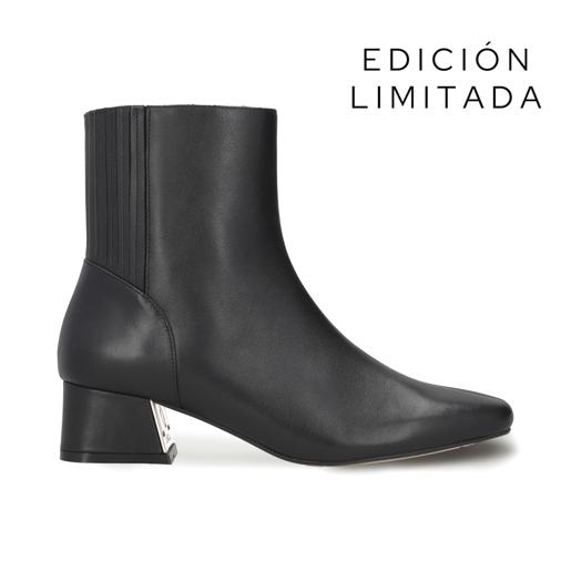 Botín en piel color negro Quirelli estilo 300805