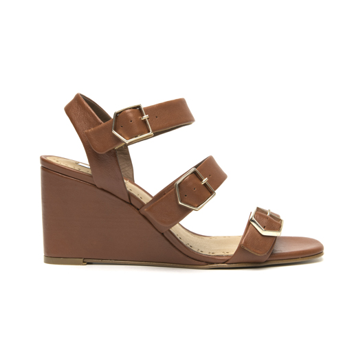 Sandalia de cuña en piel color brick Quirelli estilo 302803