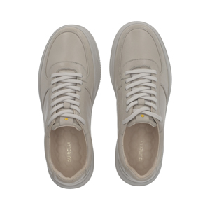 Sneaker urbano retro en piel color niebla Quirelli estilo 303001