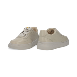 Sneaker urbano retro en piel color niebla Quirelli estilo 303001