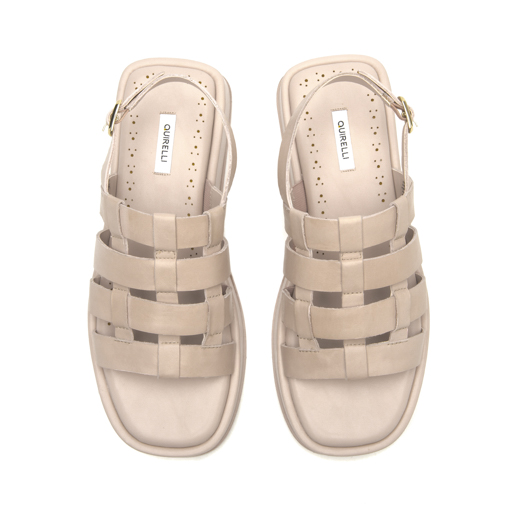 Sandalia flatform en piel color nude Quirelli estilo 303102