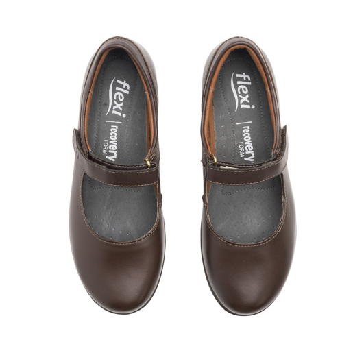 Balerina Escolar Flexi para Niña con Ancho Ajustable Estilo 35902 Café