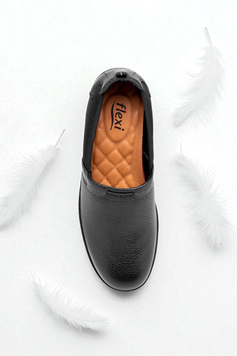 Slip On Con Detalle De Malla Y Elástico Flexi para Mujer con Plantilla Comfort Pad Estilo 45606 Negro